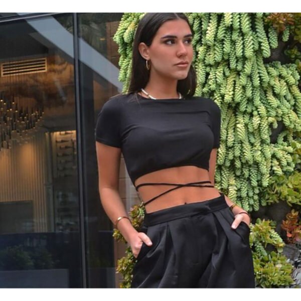 Angy Black Croptop