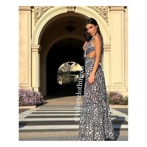 Jane Ivory Black Dress - Image 3