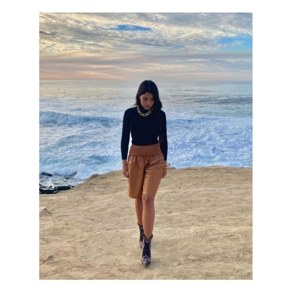 Edna Camel Brown Short