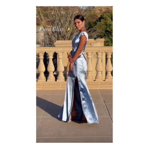 Rihanna Blue Dress - Image 3