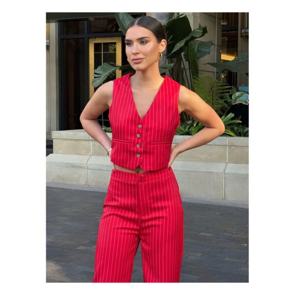 Nahia Red Set - Image 3